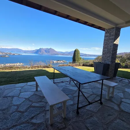 Lakeview And Pool * Stresa